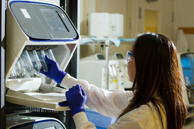 Unlocking Potential: Four Ways Fluoropolymers Helped Innovation in Medicine